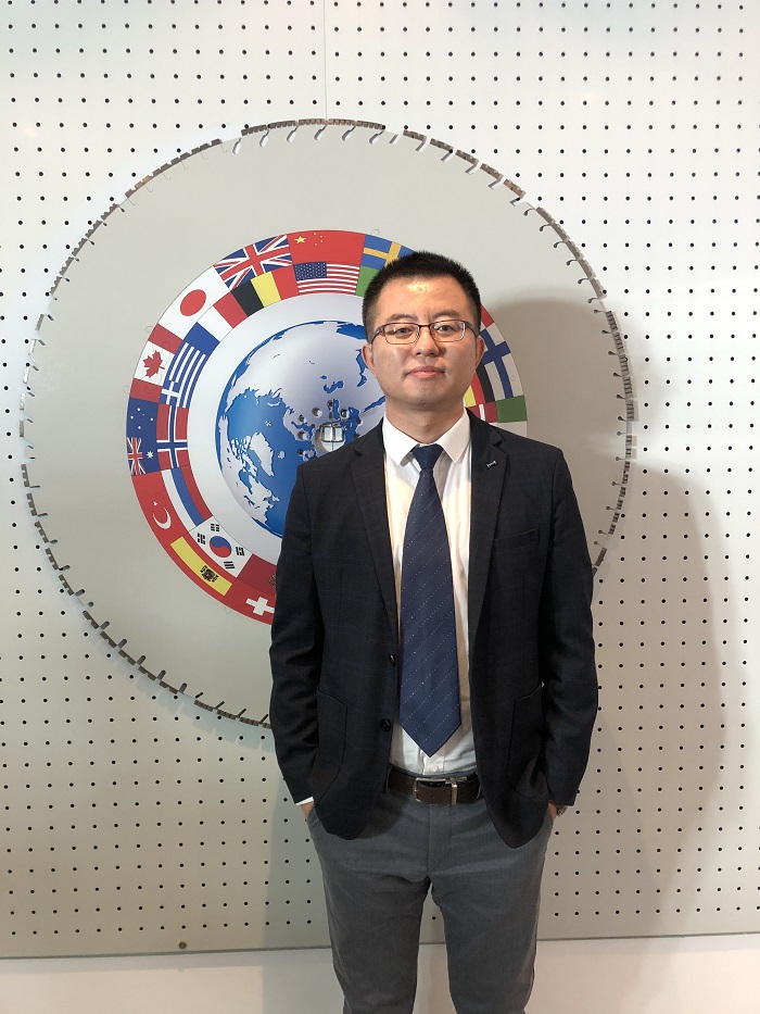 5.安泰超硬优秀员工--杨杨.jpg