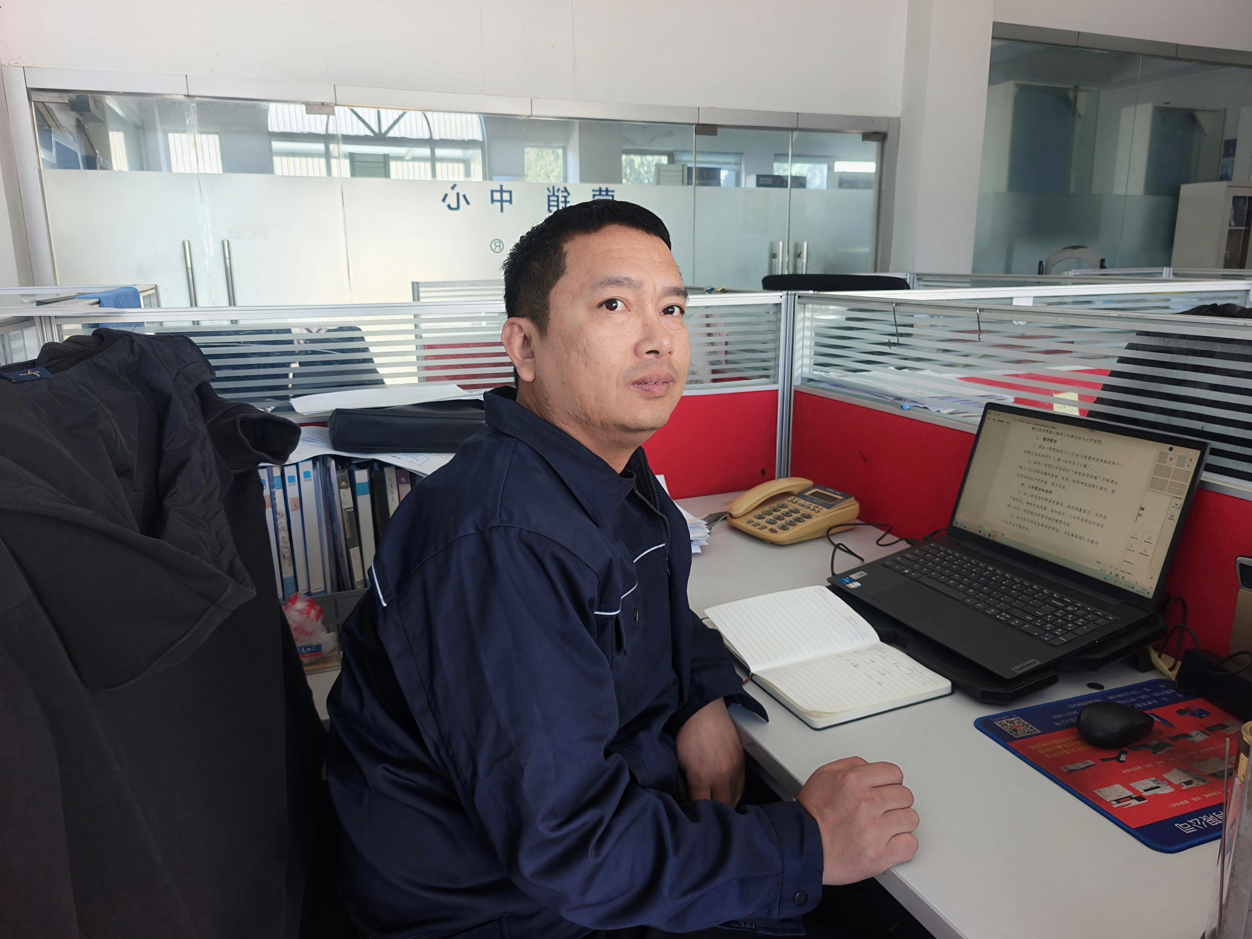 2、先进典型A篇图.jpg 2、先进典型A篇图.jpg