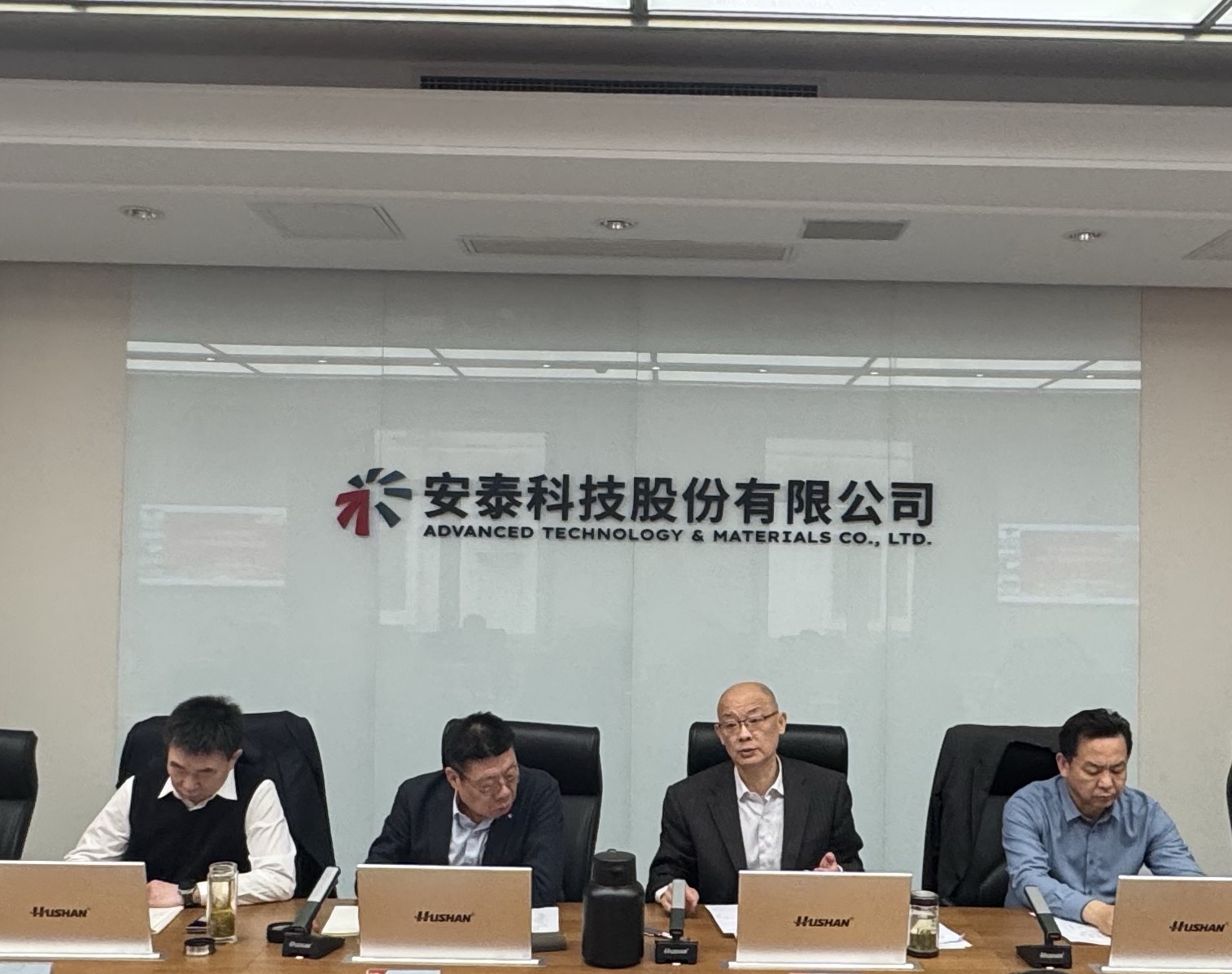 892f844500124a87df112bcae4019a42.jpg 892f844500124a87df112bcae4019a42.jpg