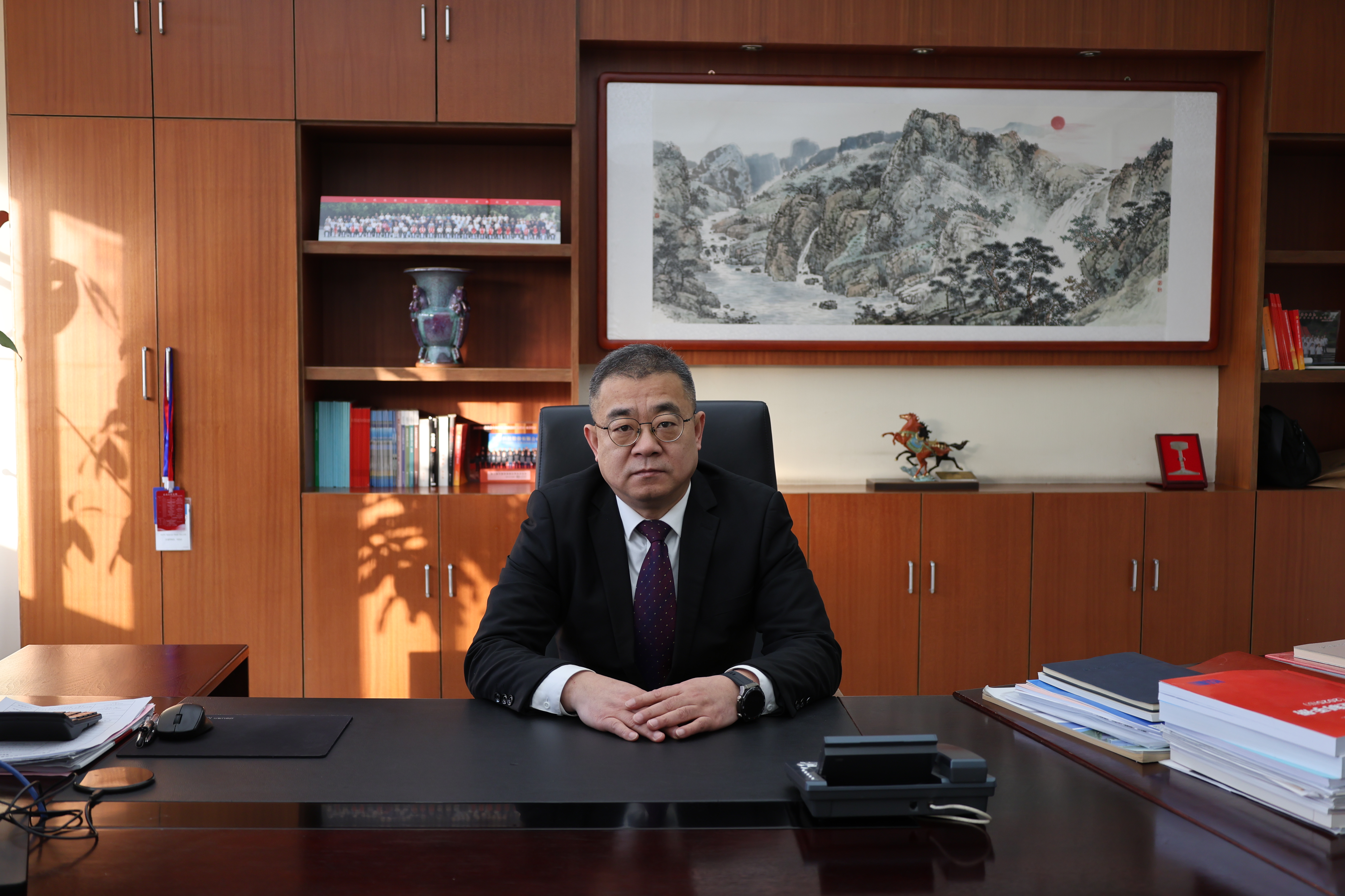 01河冶科技-侯致平.jpg 01河冶科技-侯致平.jpg