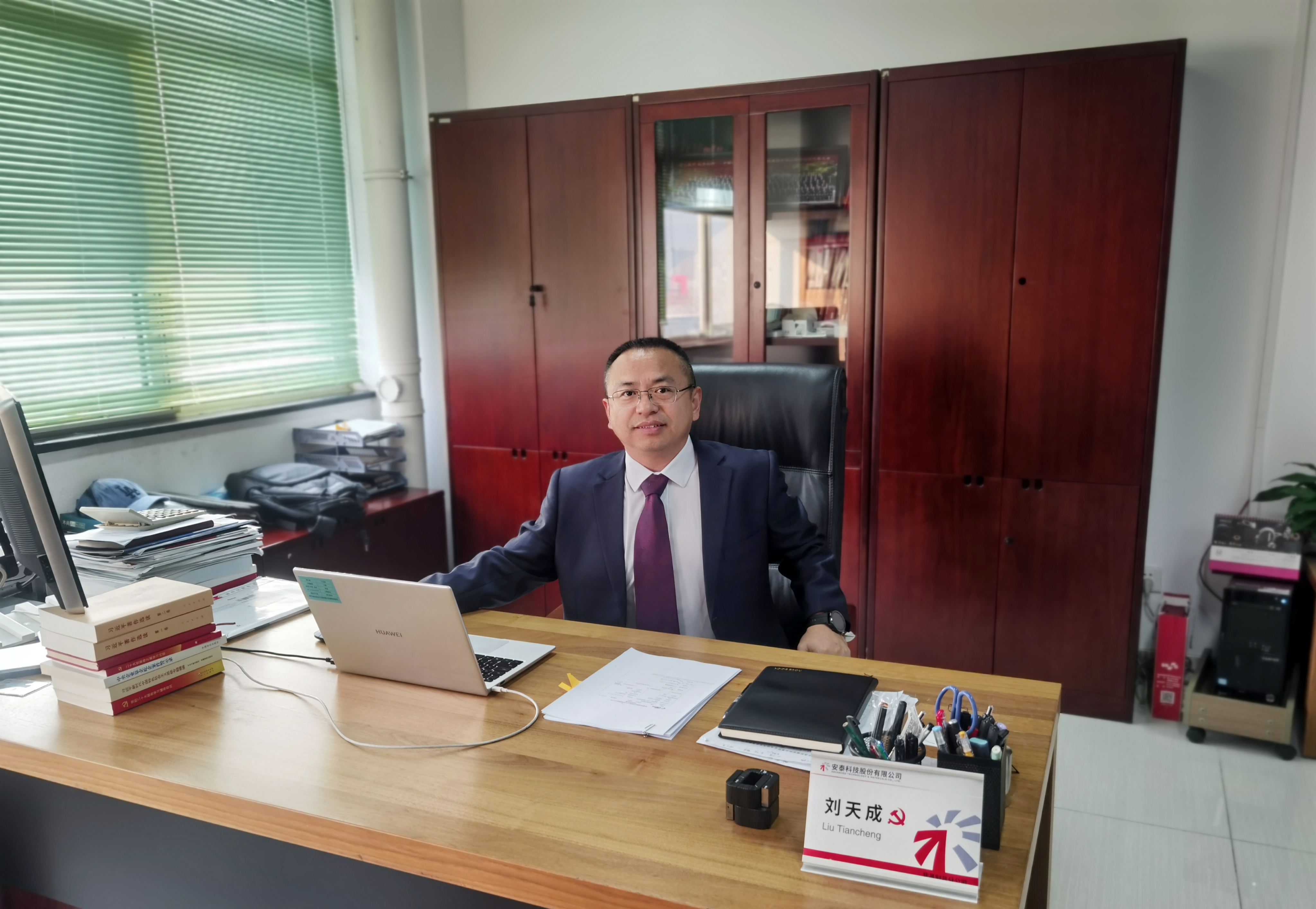 a09fa0591bb420f2a118530ecaae5a1a.jpg a09fa0591bb420f2a118530ecaae5a1a.jpg